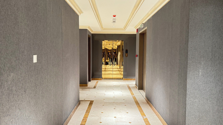 Room 3, Amaris Hotel, Barka