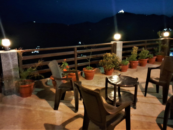 Food & Drinks 4, Mountain and Peace, Shimla