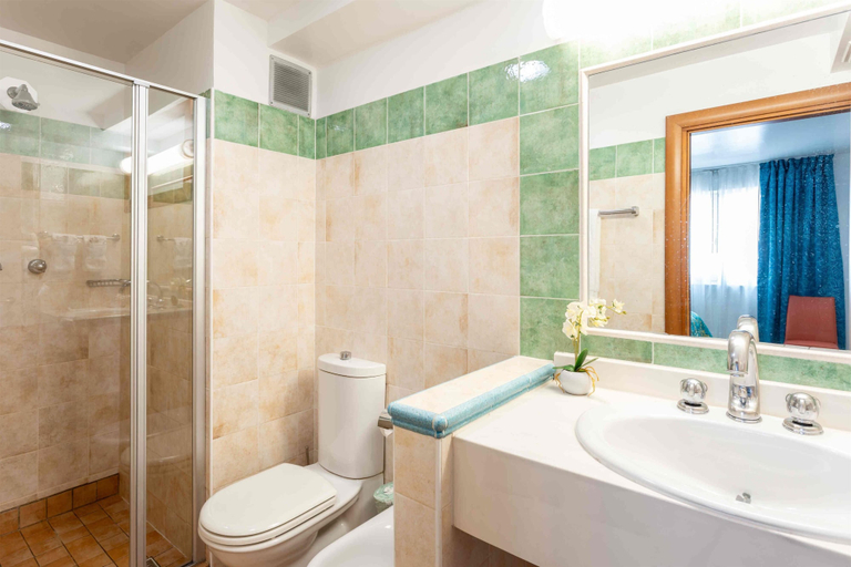 Bathroom 4, Royal Islander Resort La Terrasse