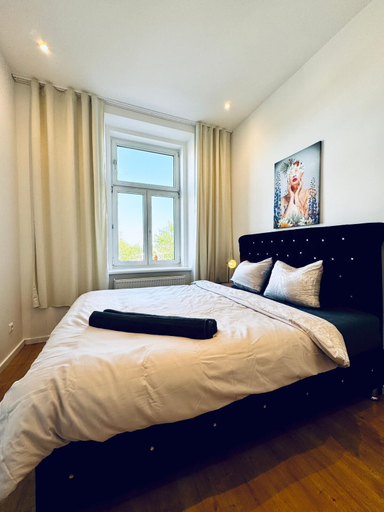 Room 5, Family 3BR Apartment Near Alterlaa, Wien