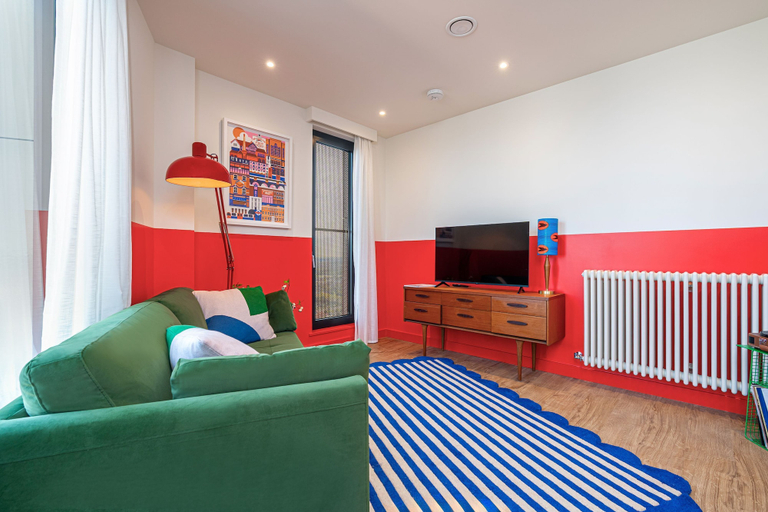 Room 3, The Eades Natasha Landers 2 Bed, London