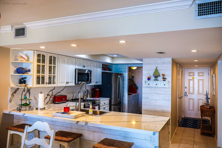 Others 5, Seville 602: Cozy 2-Bedroom Ocean View Condo, Cameron
