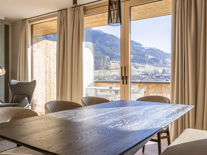 3, Spacious Apartment in Tyrol With Terrace, Kitzbühel