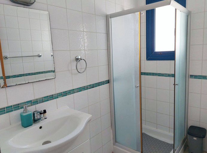Bathroom 5, Azzurro Luxury Holiday Villas