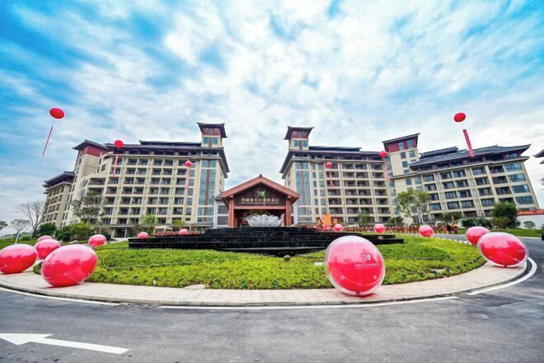 Exterior & Views 2, Freely Hover Golden Shuitai Hot Spring Town, Yunfu