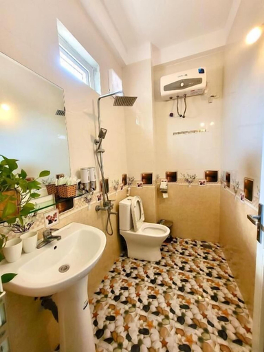 Bathroom 3, Ha Lan Homestay, Hoa Lư