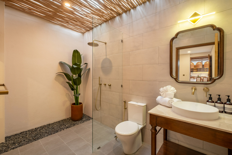Bathroom 5, Villa Mewangi Sanur by SooBali, Denpasar