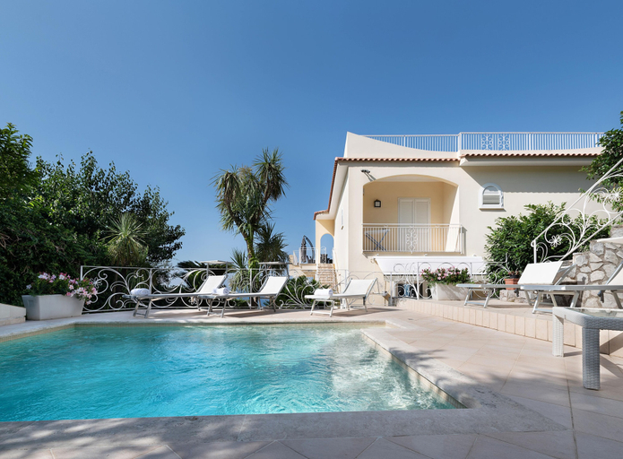 Pool 5, Villa With Panoramic Vesuvius And Sorrento Views With Private Pool, Napoli