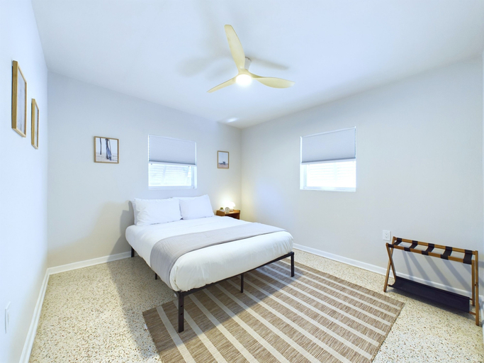 Room 5, The Seaside Launch Pad in Cape Canaveral - NEW, Brevard