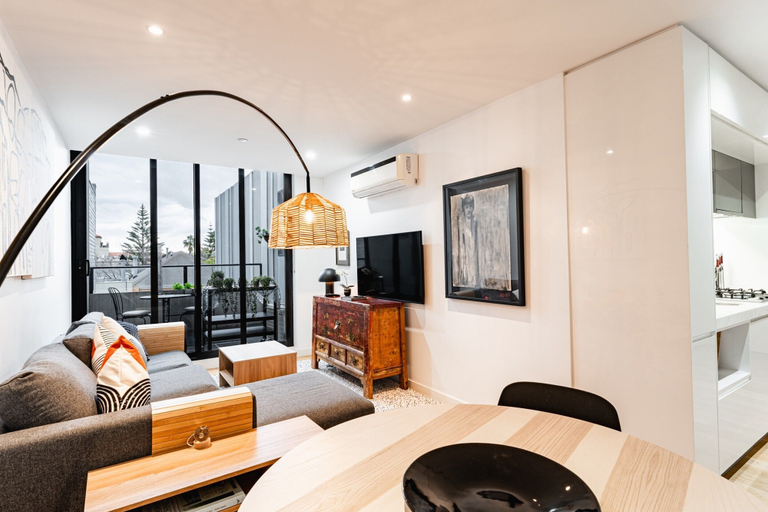 Primary image, Nott's Nook- 1-bed With Rooftop Views, Melbourne