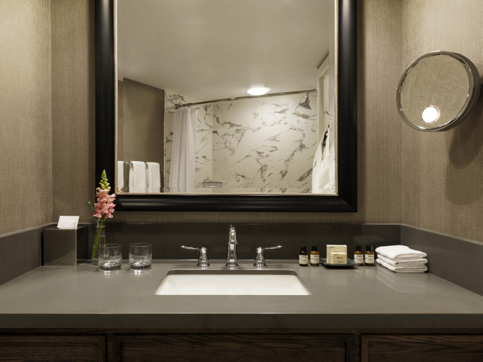 Bathroom 5, Fairmont Banff Springs, Division No. 15