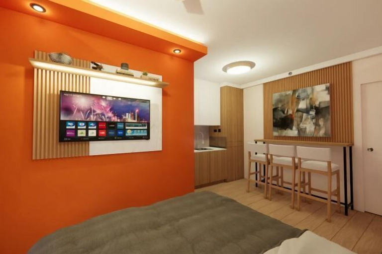Exterior 5, Near Manila Airport, "Hotel Style" Studio Condo With Kitchen + Pool, 5G, Parañaque