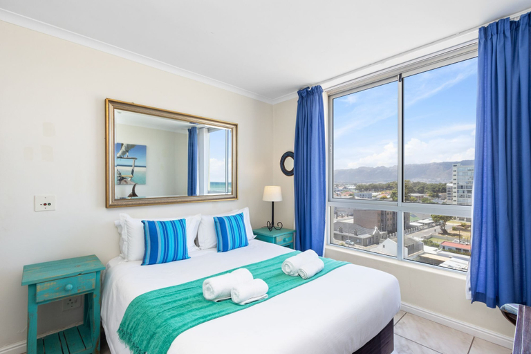 Interior 2, Odeon Towers 1007, City of Cape Town