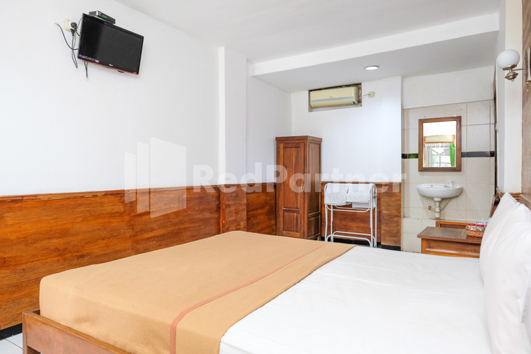 Bedroom 3, The Soemarsono Hotel near Ambarrukmo Plaza Mall RedPartner, Sleman