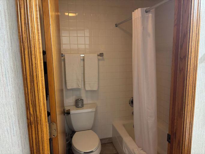 Bathroom, Bartons Club 93, Elko