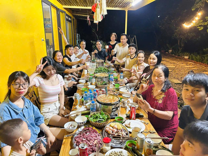 Food & Drinks 3, Hoa Hải Đường 4PN Ba Vì, Ba Vi