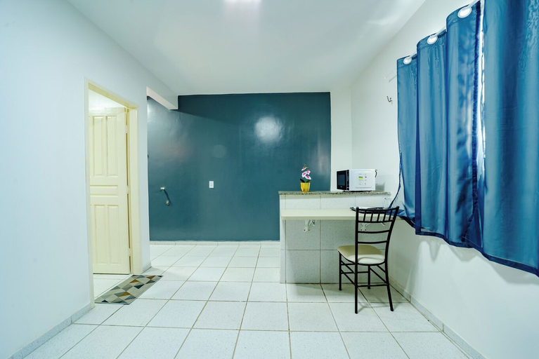 Room 4, Flat com Wi-fi a Poucos Metros do Aeroporto, Fortaleza