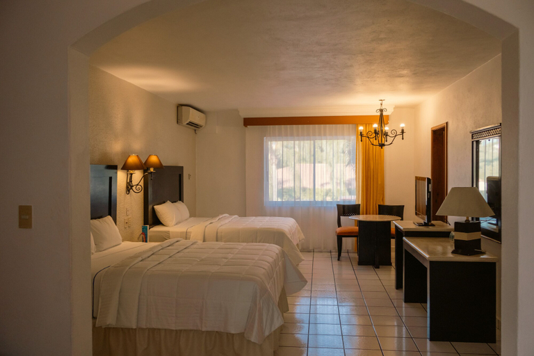 Bedroom 3, Hotel Maria Isabel, Colima