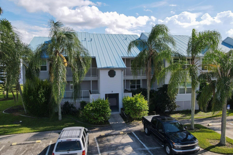 Exterior 2, Myakka River 2/2 Private Waterfront Condo With Loft 2 Bedroom Condo, Charlotte