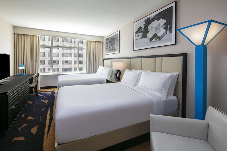 Bedroom 2, theWit Chicago, a Hilton Hotel, Cook