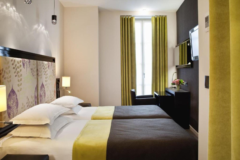 Bedroom 3, Caron, Paris