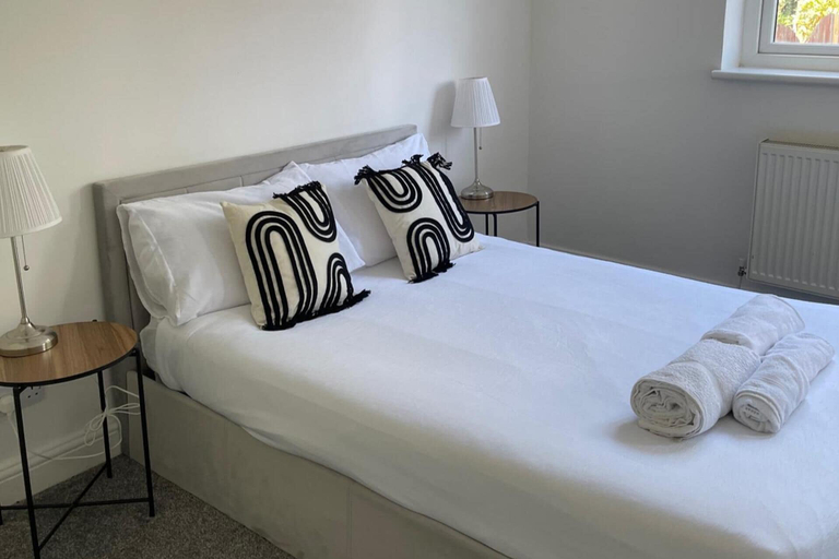 Room 4, Privategarden- Freeparking- wd- 2br- Wifi, Glasgow