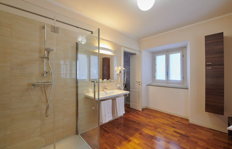 Bathroom 4, Foresteria La Torretta, Como