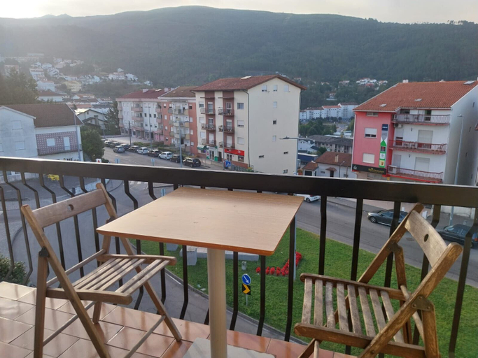 Room 5, Seia Flat Mountain City View, Seia