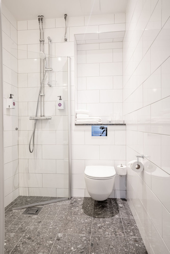 Bathroom 4, Quality Hotel Park Sodertalje, Södertälje
