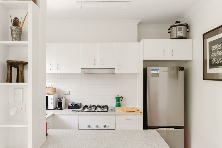 Private kitchen 4, Lovely Harbourside 1-bed Close To Sydney Landmarks, Sydney