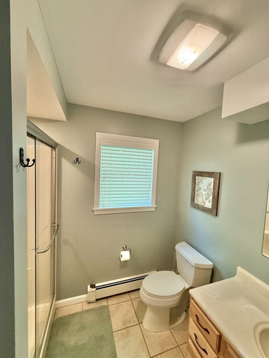 Bathroom 4, Piper Pines Limit 10 4 Bedroom Home, Oxford
