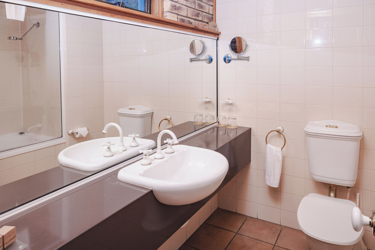 Bathroom 5, Stanley Village Waterfront Accommodation, Circular Head