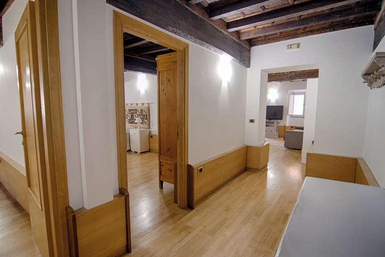 Others 5, Rinidia Roma Centro, Rome