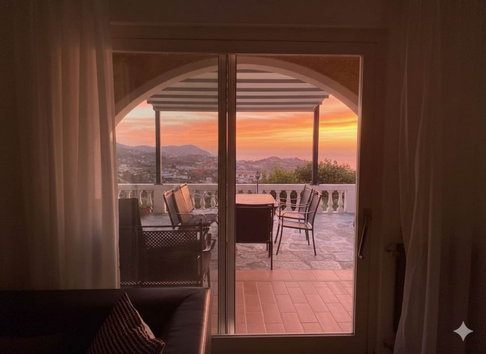 View from property 4, Casa Thibaut, Imperia