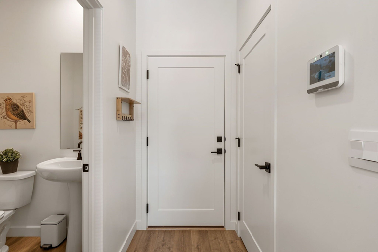 Bathroom 2, Ripple Holiday Home 4 Bedroom Townhouse, Washington