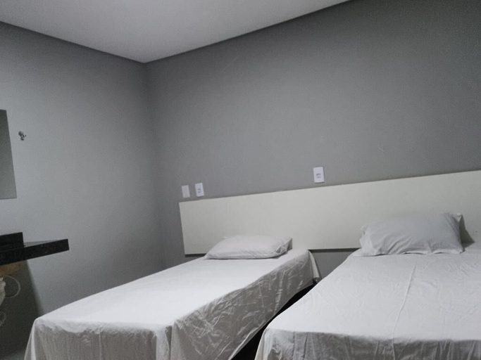 Room 2, Hotel Novo Brasil, Canaã dos Carajás