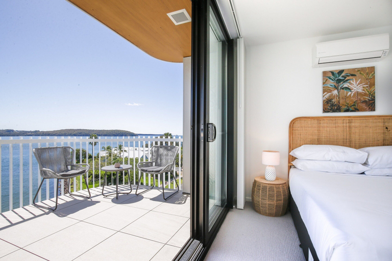 Room 5, Lavish Coastal 2-bed With Stunning Ocean Views, Eurobodalla