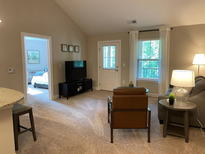 Room 2, The King Of Polaris 2BR w Balcony Views, Delaware