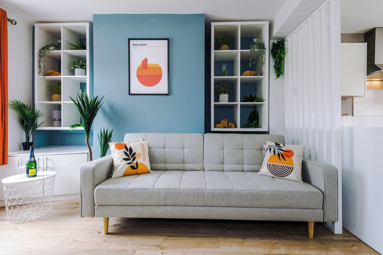 Living area 2, 20 Spital Walk, Cheshire West and Chester