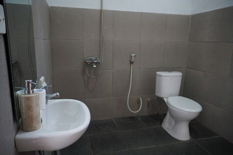 Bathroom, Gapul Penida, Klungkung