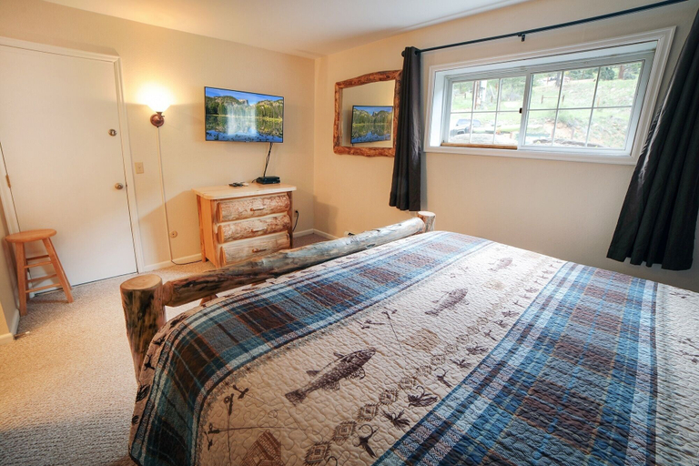 Bedroom 2, Fawn Valley Inn: 298 1 Bedroom Condo, Larimer