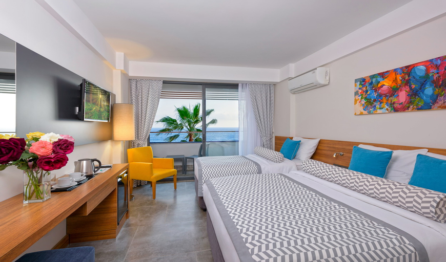 Bedroom 4, Floria Beach Hotel, Alanya