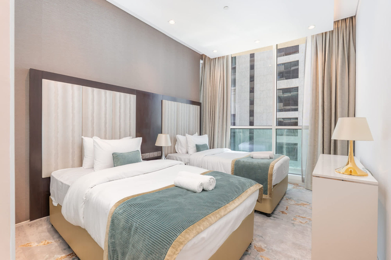 Room 4, Spacious and Modern 3 Bedroom Perfect for Family, Dubai
