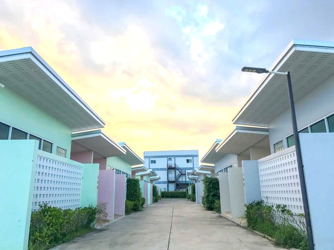 Hotel Front 4, Sabai Palace, Muang Nakhon Si Thammarat