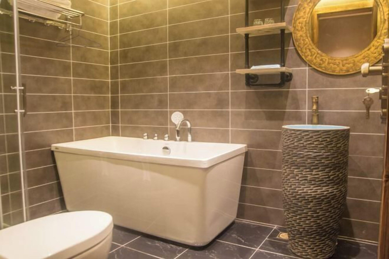 Bathroom 4, Shurentang Boutique Guesthouse, Huangshan