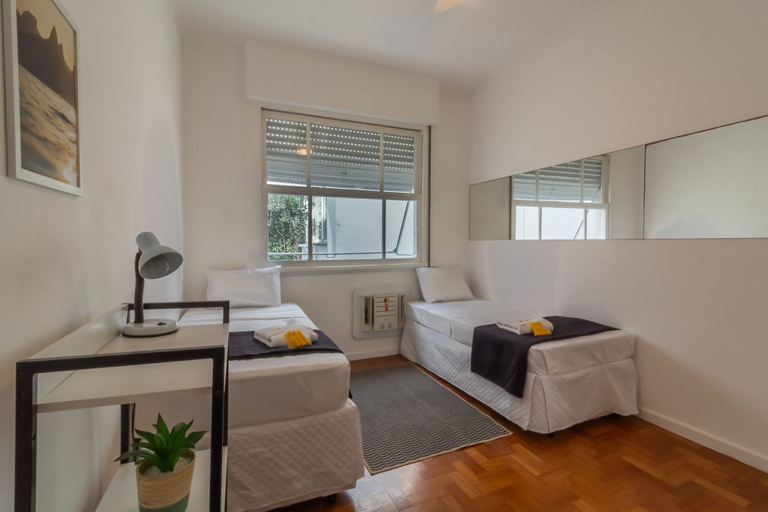Room 4, Ae302 Zona1 in Rio de Janeiro, Rio de Janeiro