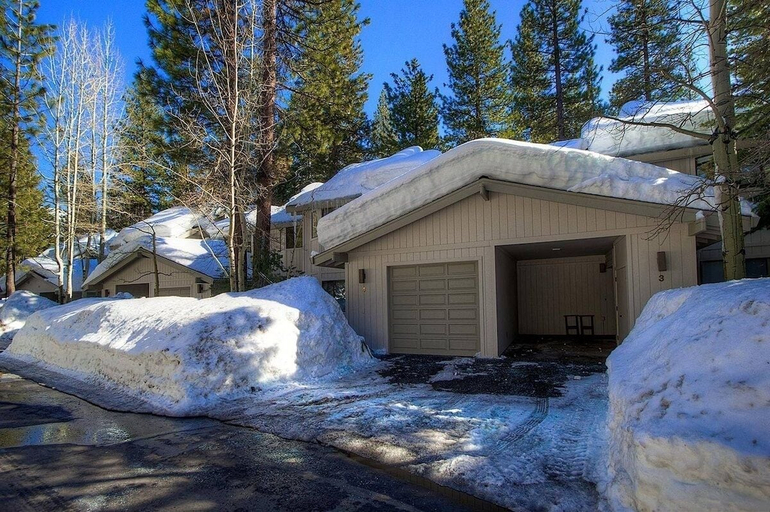 Exterior 2, Ski Lake Lodge 3 Bedroom Home by RedAwning, Washoe