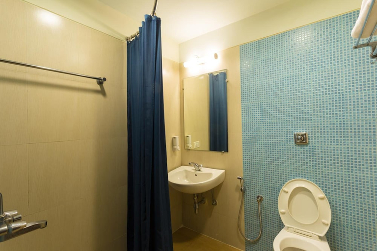 Bathroom 3, Ginger Chennai Vadapalani, Chennai
