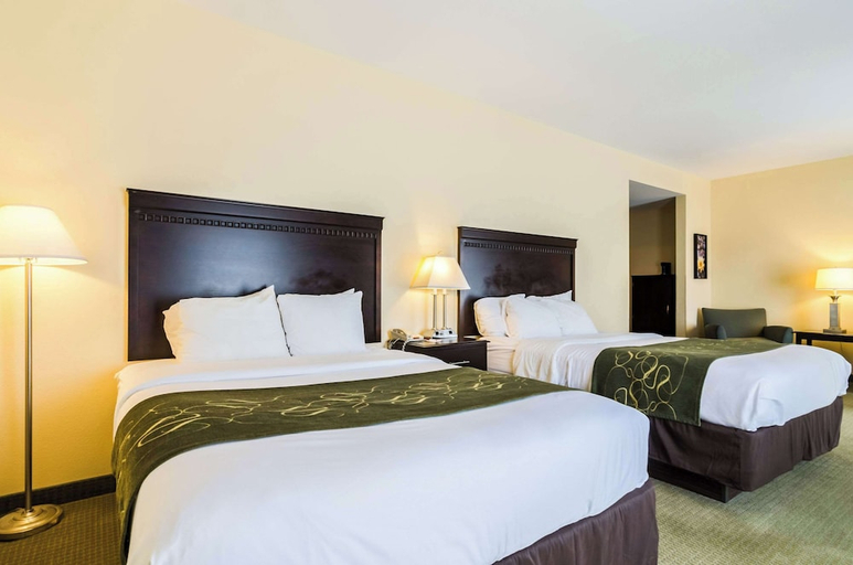 Bedroom 3, Comfort Suites Gothenburg South, Dawson
