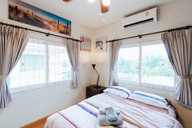 Bedroom 2, Captivating 3-Bed Villa in Muang Pattaya, Bang Lamung